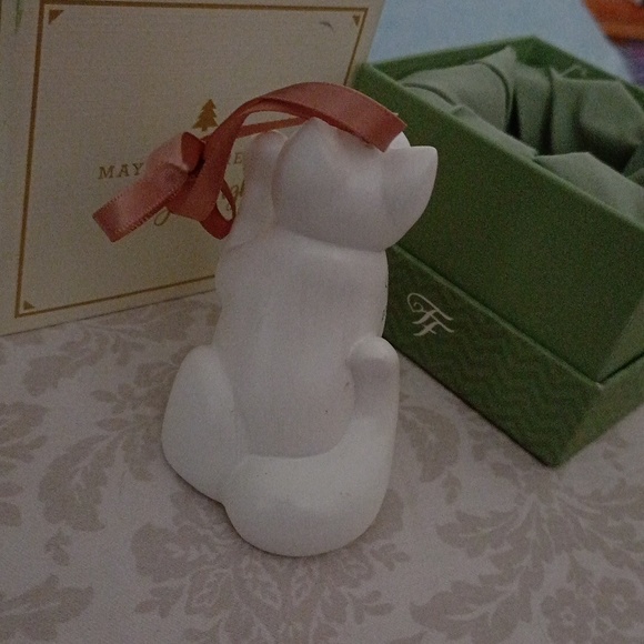 Ornament - Picture 3 of 11